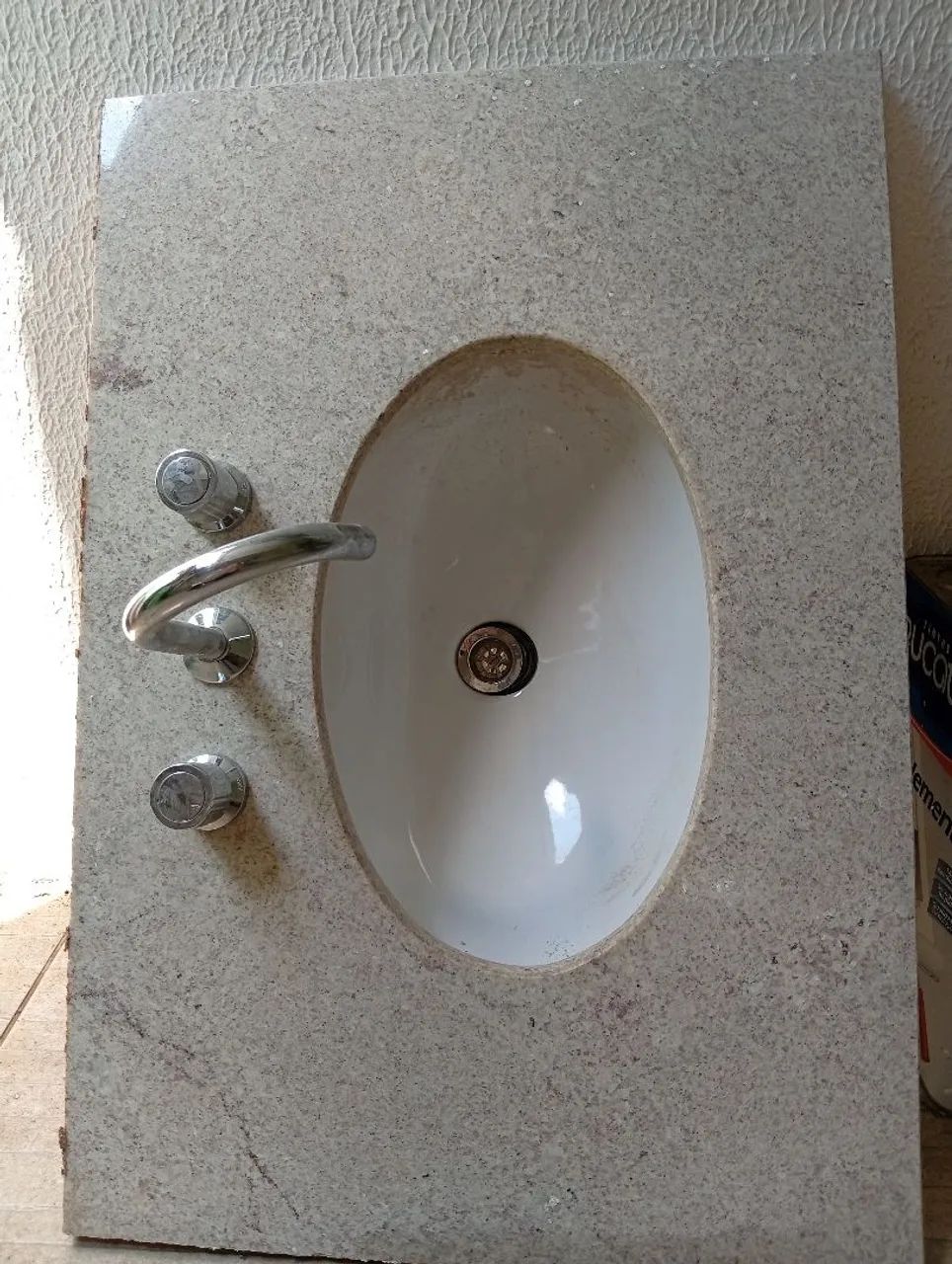 Bancada em granito 80x55cm