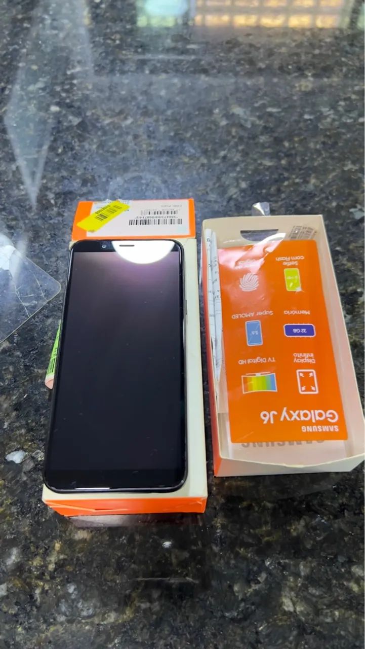 Samsung J6 usado em bom estado 