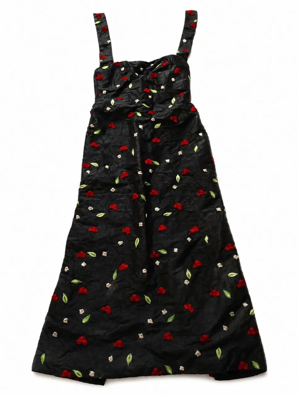 Vestido preto com flores 