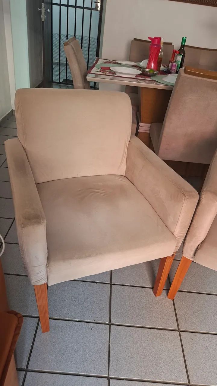 Par de poltrona decorativas em ótimo estado - Foto 3
