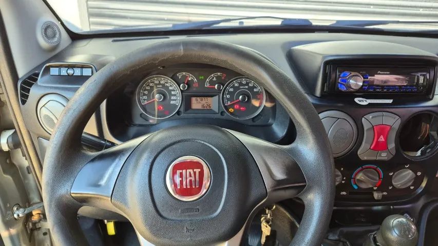 Fiat Doblo Attractive 1.4 Fire Flex 8V 5P 2014 - Foto 3