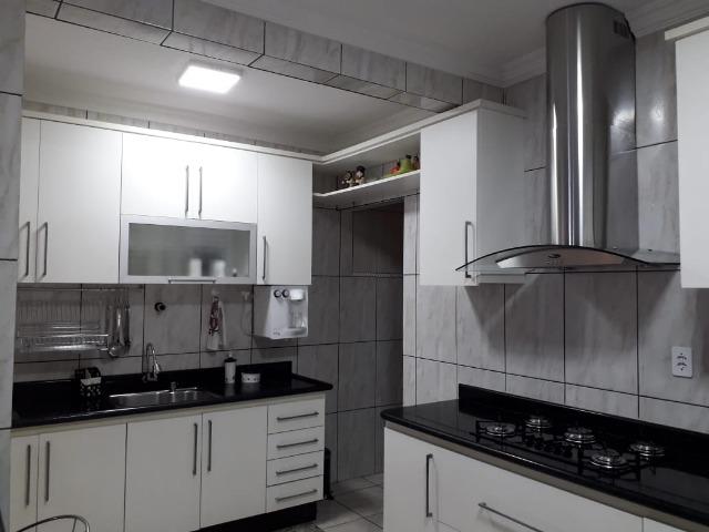 Excelente sobrado para permuta QN 07 - Foto 11