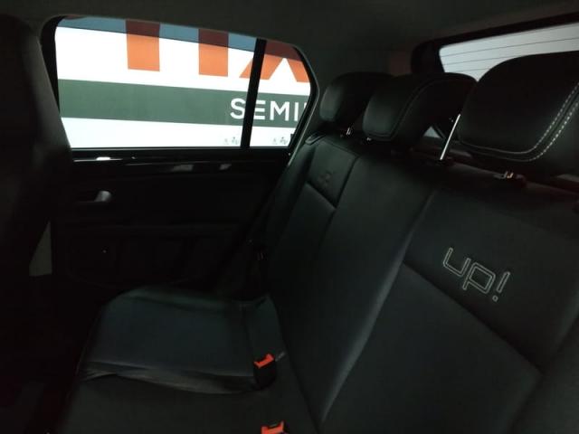 UP! BLACK WHITE RED 1.0 L MPI TOTAL FLEX MEC 4P - Foto 5