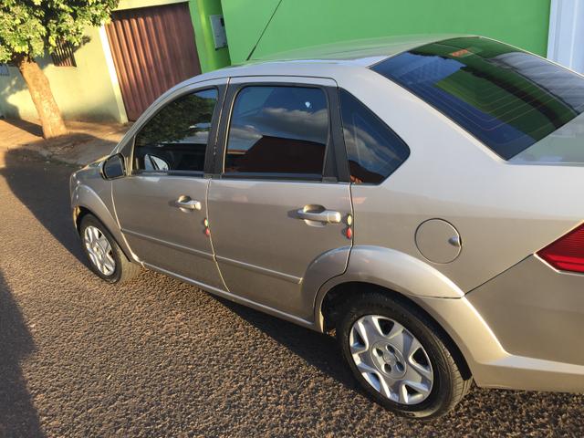 Fiesta sedan 1.0 completo - Foto 5