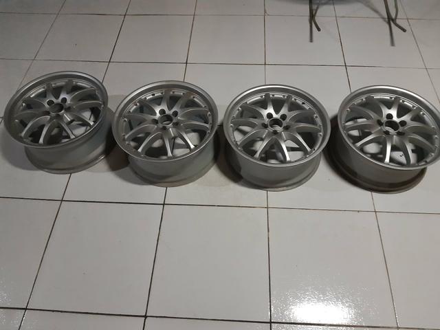 Roda 17 ,5 furos, 600 r$ para vender HOJE - Foto 3