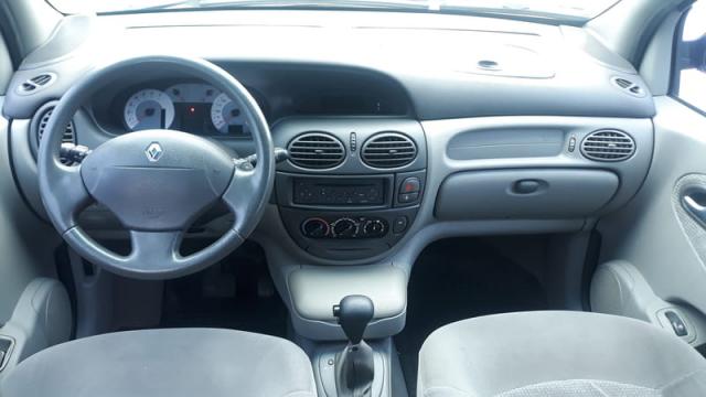 RENAULT SCENIC PRIVILEGE 2.0 16v - Foto 6