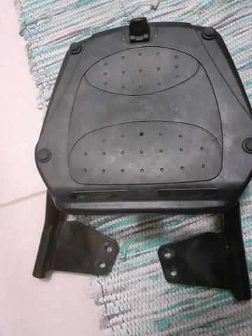 Vende-Se suporte de baú da moto next 250 suporte zero - Foto 3