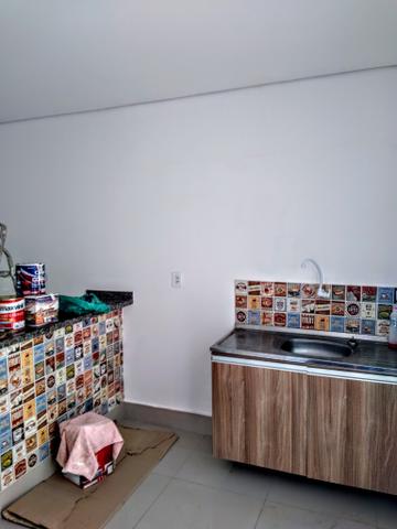 Kitnet locação ,toda no piso porcelanato, 700 reais - Foto 6