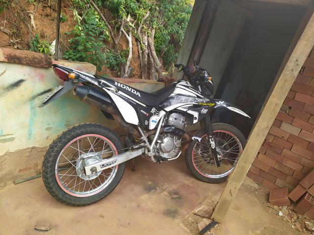 XR 250 Tornado 2006 preta - Foto 4