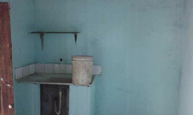 Vendo casa na ilha 15 mt da praia , atras do Iate Club - Foto 6
