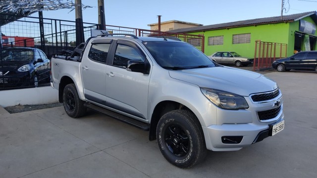 S10 LT 2.5 CD 4X4 2015 PARA PESSOAS EXIGENTES!!
