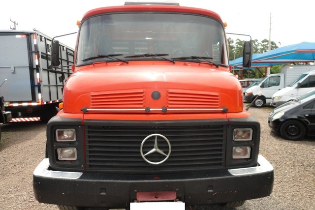 CAMINHÃO MB1513 MERCEDES BENZ