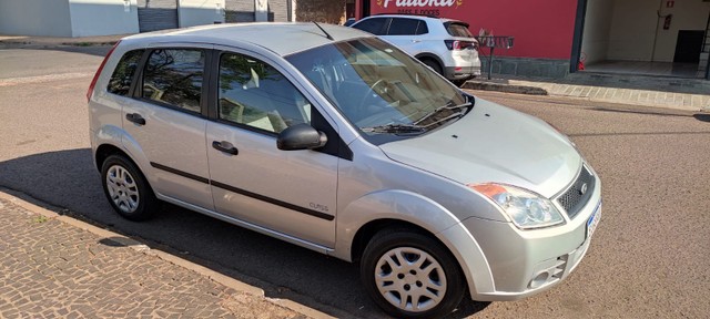 FORD FIESTA 2009 1.0 FLEX COMPLETO IMPECÁVEL