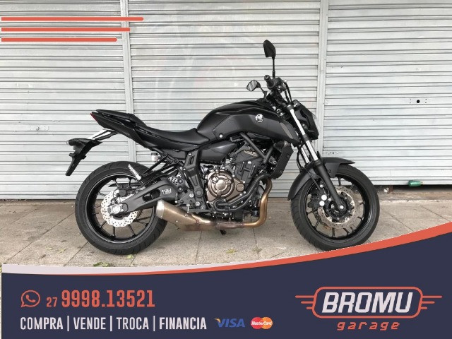 YAMAHA MT-07 2021