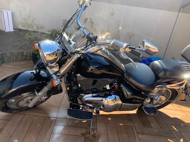 SUZUKI BOULEVARD C1500