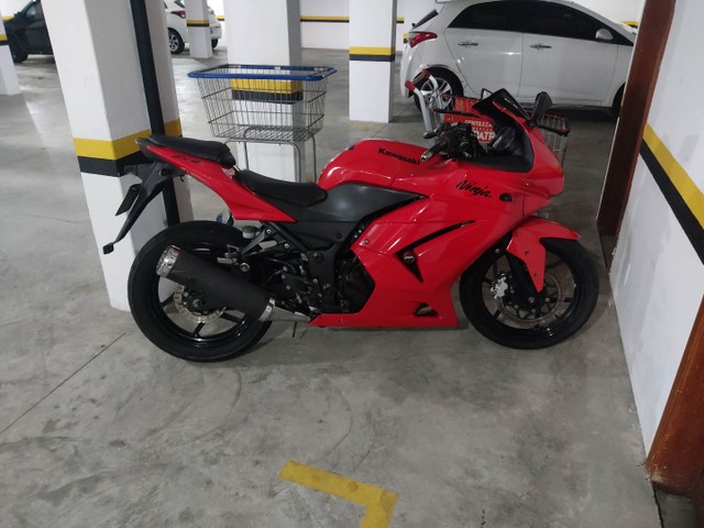 KAWASAKI NINJA 250 2010
