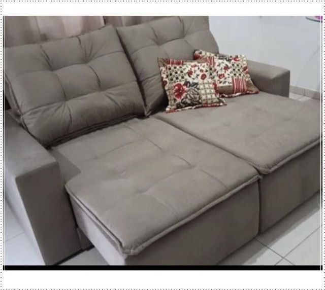 Super Oferta // Sofá Debora Com Pillow // Sofás e Poltronas Centro