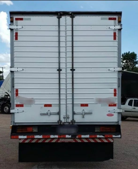 MB 710 bau ano 2012 - Foto 4