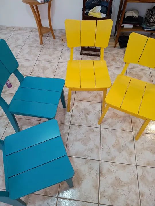 Mesa de madeira demolição 80*80 - Foto 2