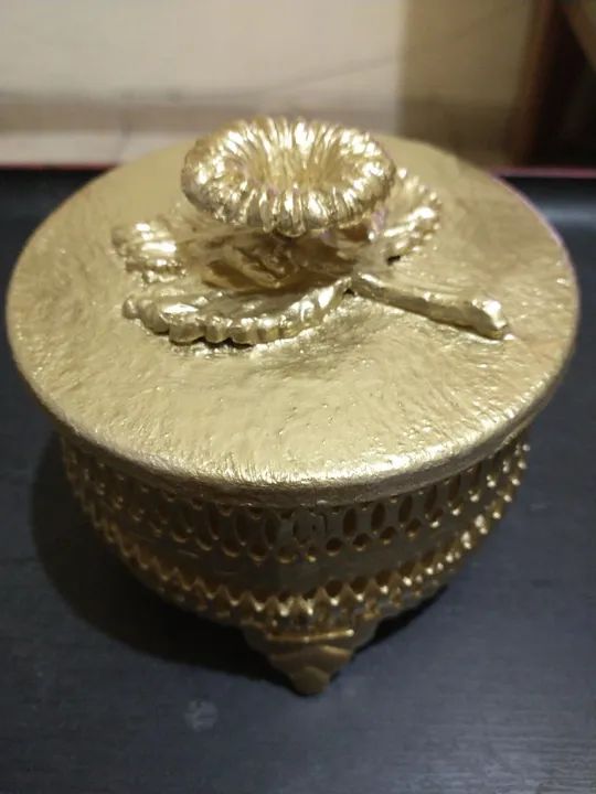 Belíssimo porta jóias antigo