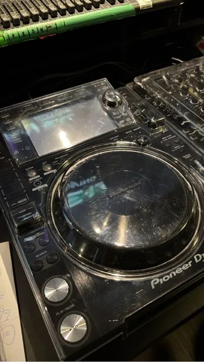 CDJ2000NXS2 + DJM900NXS2 + capa de acrílico protetor