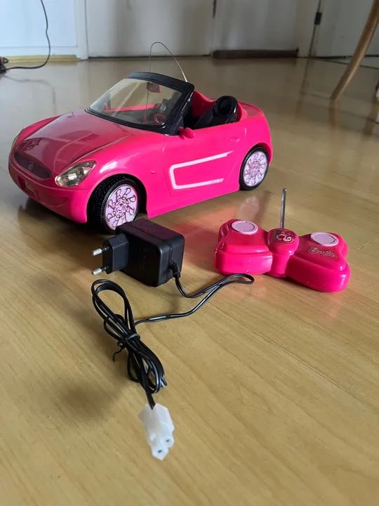 Desapego Total !! Carrinho Barbie Controle Remoto!! 