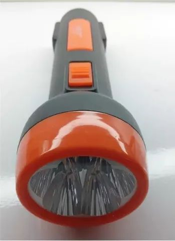 Lanterna De Mão Led Potente Profissional Acampamento Fazenda - Foto 3