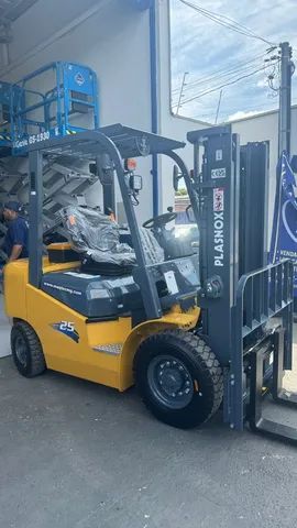 Empilhadeira Nova| Diesel | 2.500kg| Torre 3.0mts