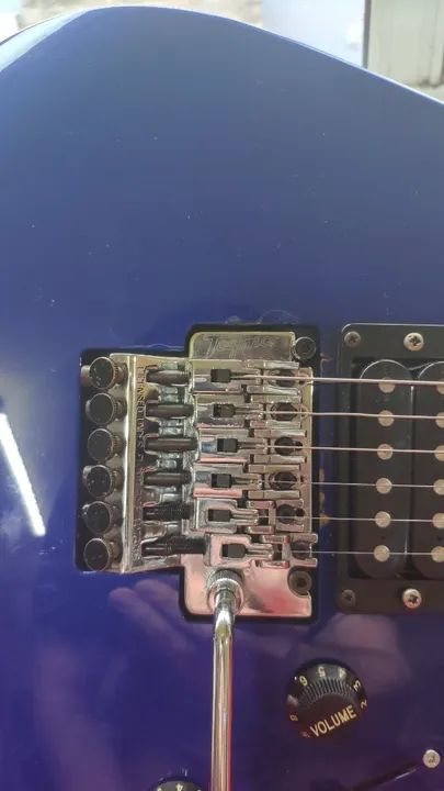 Guitarra Squier série Showmaster - Foto 3
