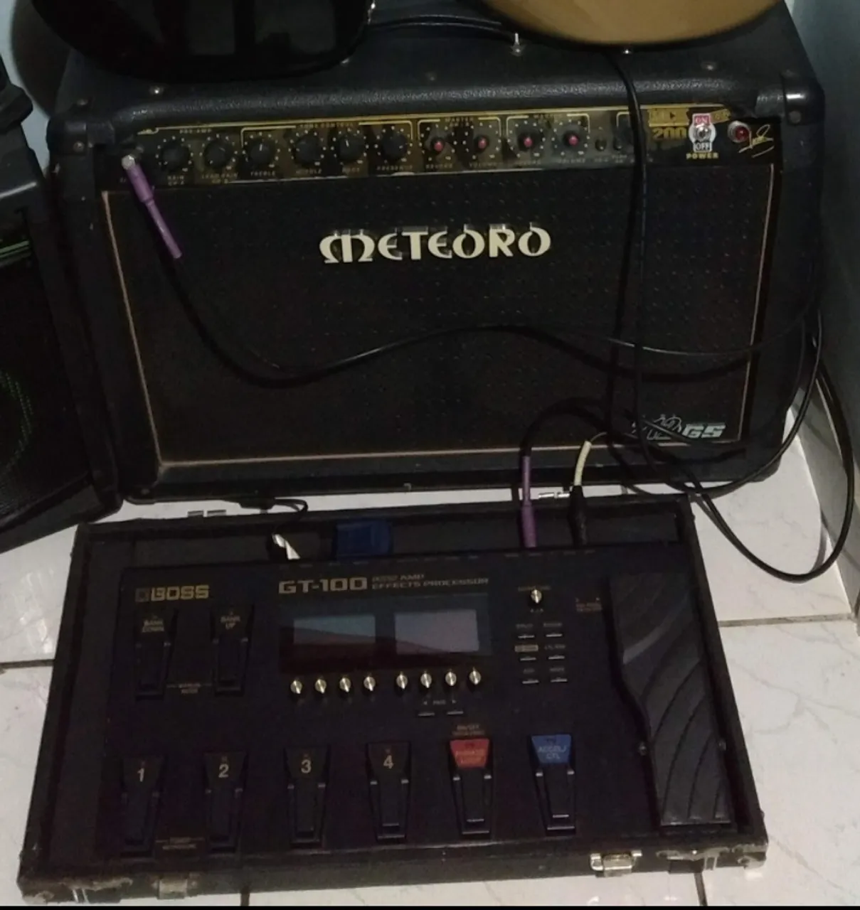 Pedaleira Boss GT-100