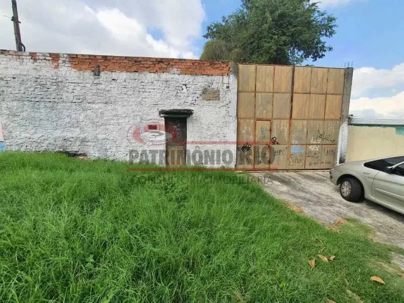 Excelente terreno - Financia Penha Circular.