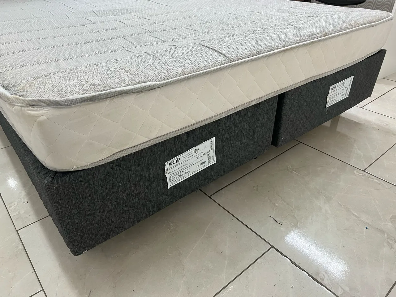 Cama Box casal Queen size