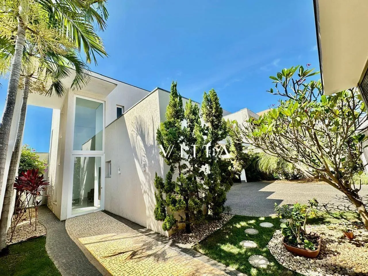 Casa com 4 dormitórios à venda, 285 m² por R$ 2.600.000,00 - Plano Diretor Sul - Palmas/TO
