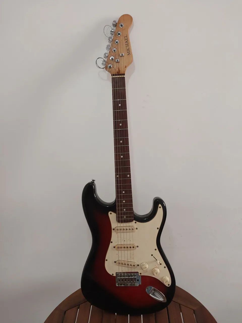 Guitarra Elétrica Michael