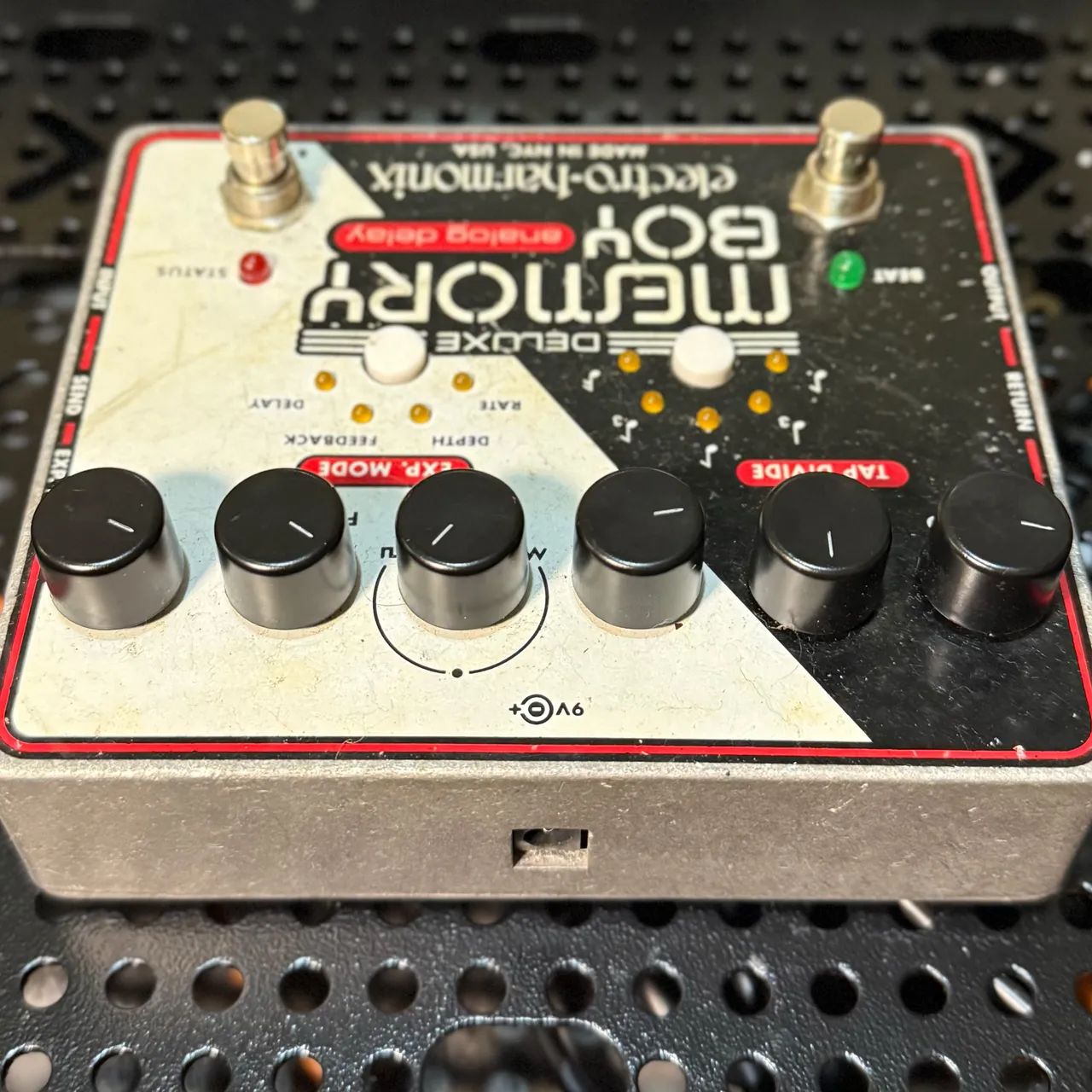 Pedal Electro-Harmonix Memory Boy Deluxe Analog Delay - Foto 4