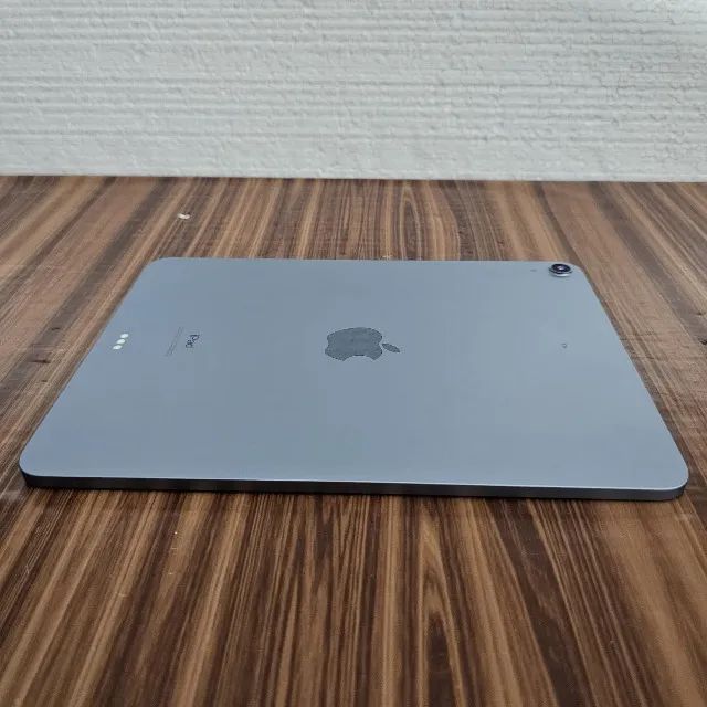 Apple iPad Air (4ª geração) Wi-Fi 64GB Sky Blue Bateria 100% Garantia Apple até 04/25 - Foto 5