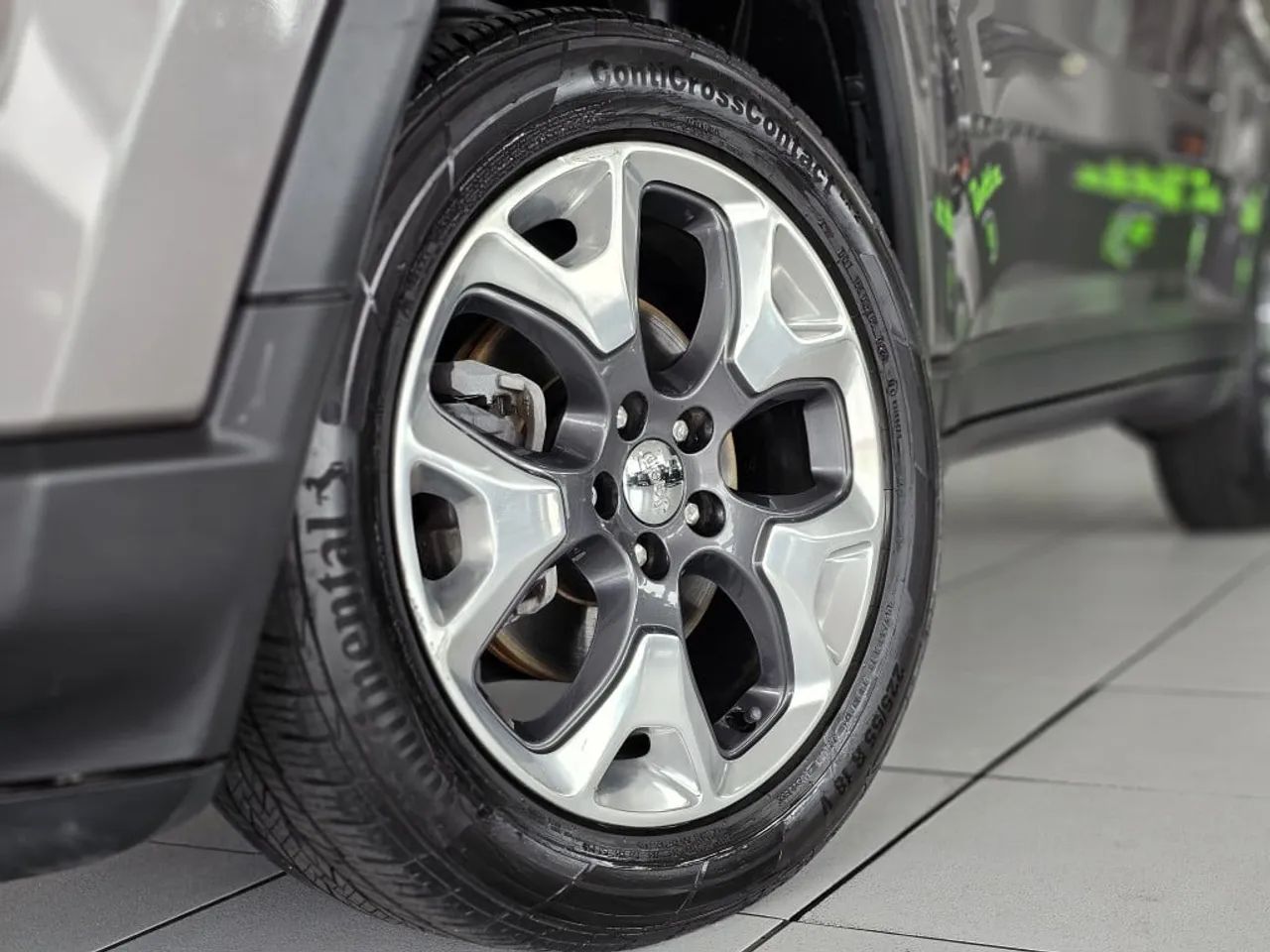 JEEP COMPASS 2.0 16V FLEX LIMITED AUTOMÁTICO 2017/2017 - Foto 2