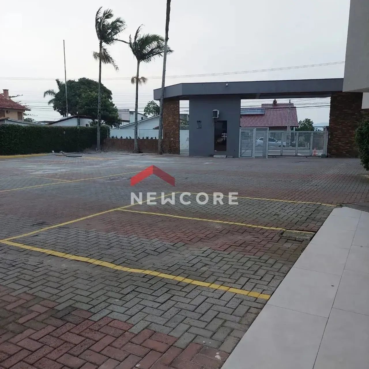 Apartamento à venda - Ponta das Canas, Florianópolis - SC