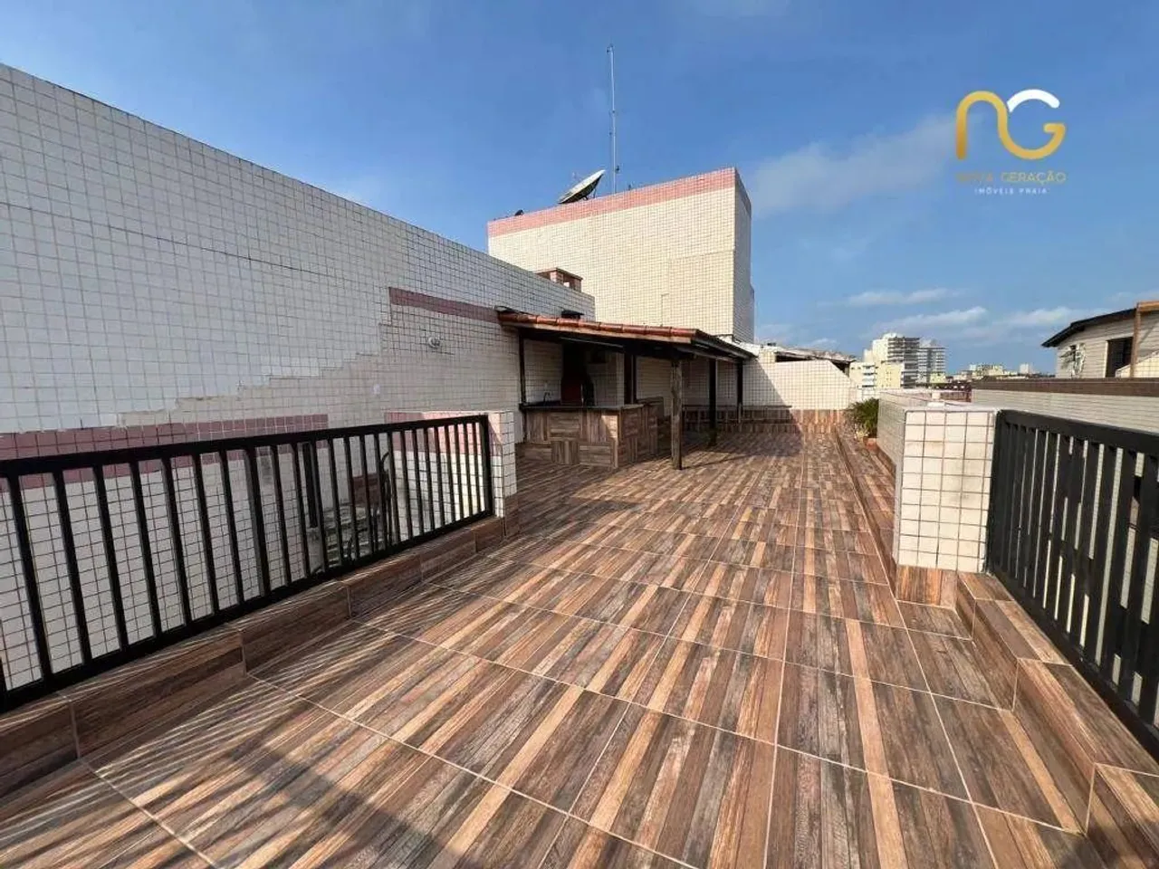 Cobertura com 2 dormitórios à venda, 135 m² por R$ 590.000,00 - Tupi - Praia Grande/SP