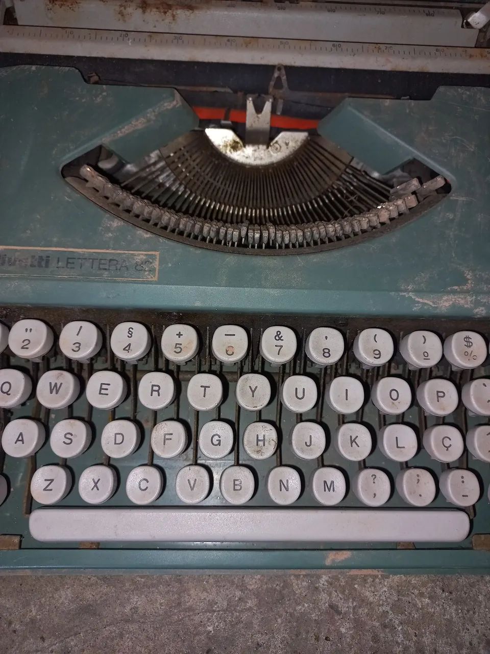 Máquina de escrever 64861127793921120