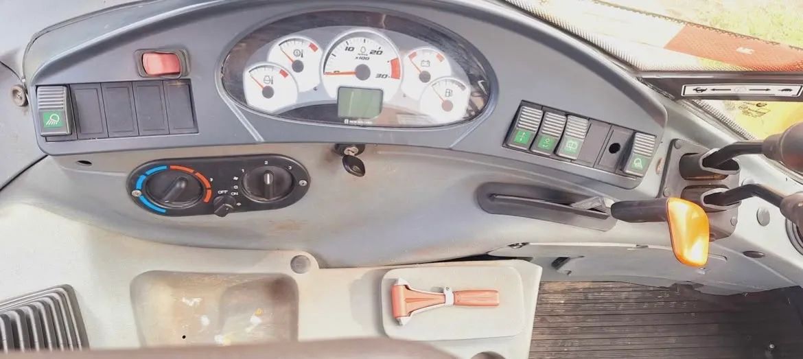 New Holland b95b 2021 - Foto 4