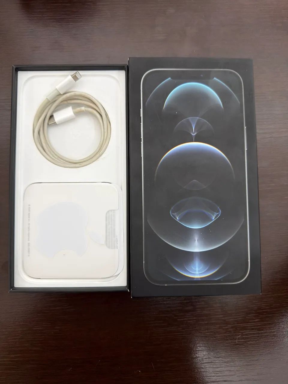 iPhone 12 pro max 128GB 84% 本体のみ SIMフリー iPhone 12 pro max 128GB 84% 本体のみ SIMフリー