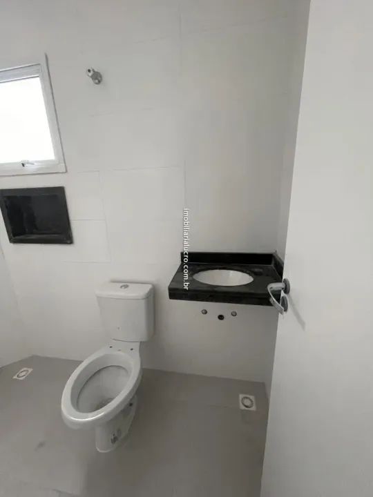 Cobertura Duplex! 2 Dormitórios sendo 1 Suíte, com Elevador! - de 530.000 por R$ 495.000! - Foto 6