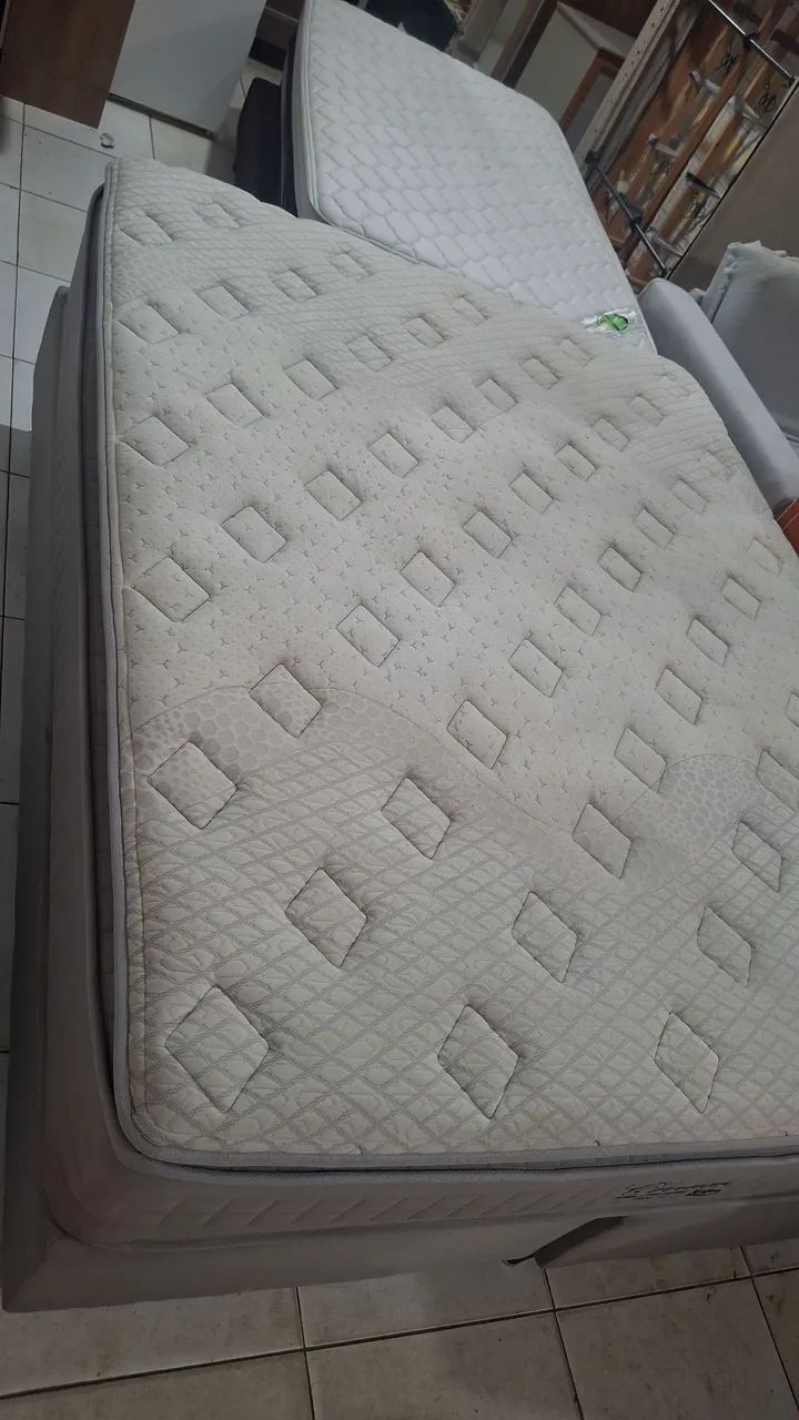 CAMA BOX CASAL QUEEN ANJOS MOLAS ENSACADAS GEL SEMI-NOVA  - Foto 4