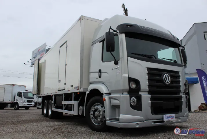 Vw 24-280 2019 cabine grande com bau refrigerado