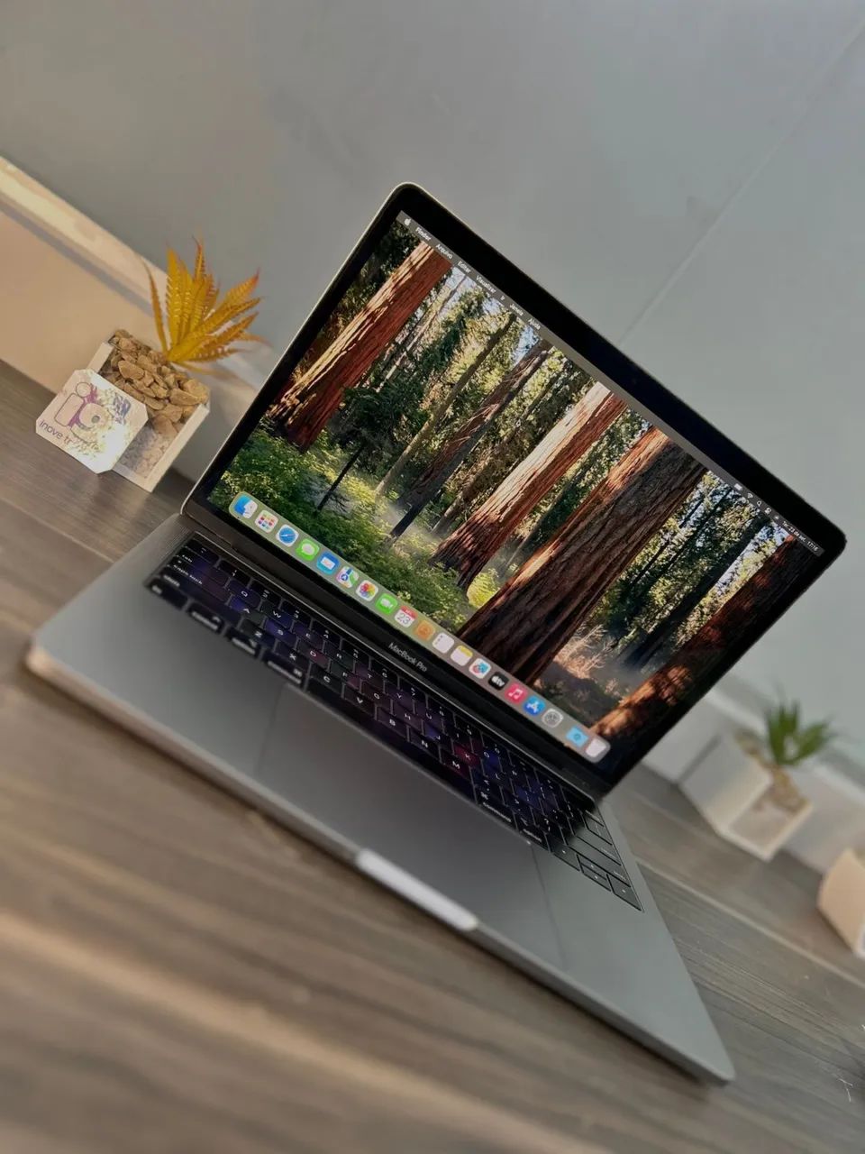 MacBook本体 MacBook Pro 2019 16GB Intel Core i5 MacBook Pro (16 polegadas, 2019) - Especificações técnicas