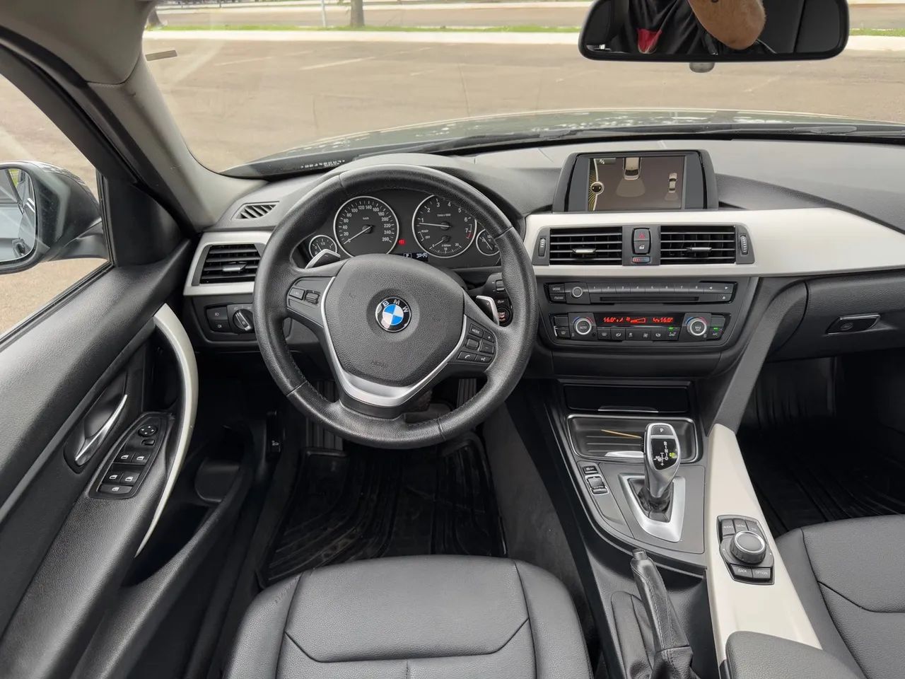 BMW 320i  2015  - Foto 5