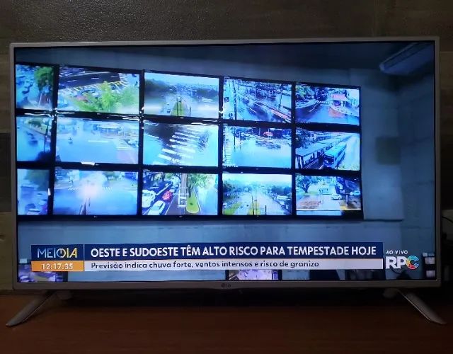 TV LG 42 polegadas modelo 42LF5850 - Foto 2