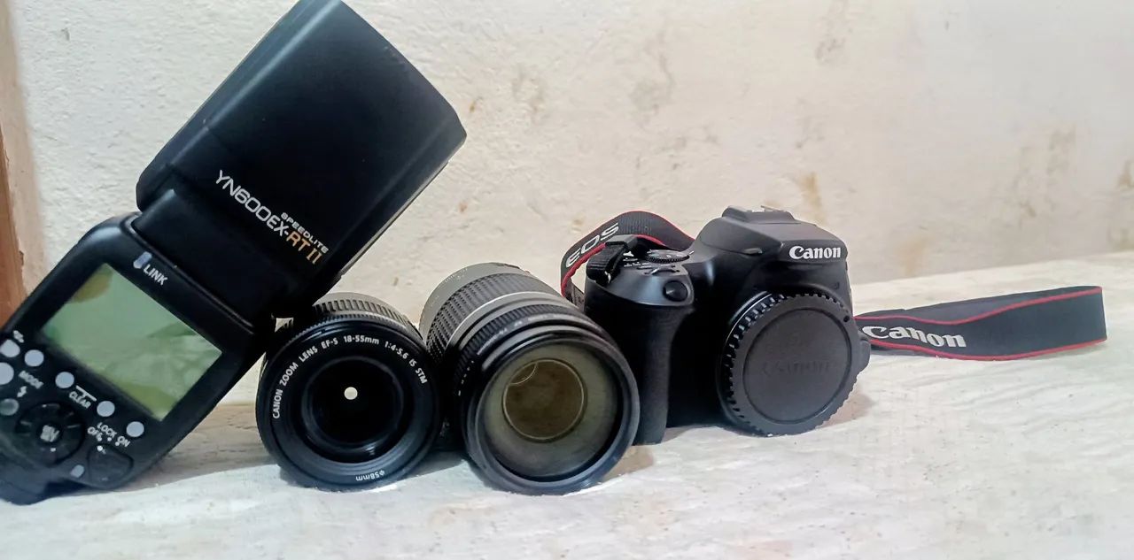 Câmera Canon EOS Rebel sl3 