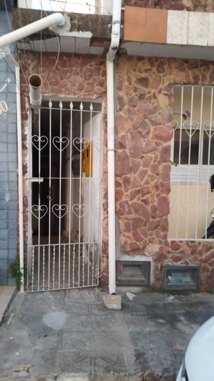 Alugo casa 1 quarto no Conjunto José da Silva Peixoto- Jacintinho